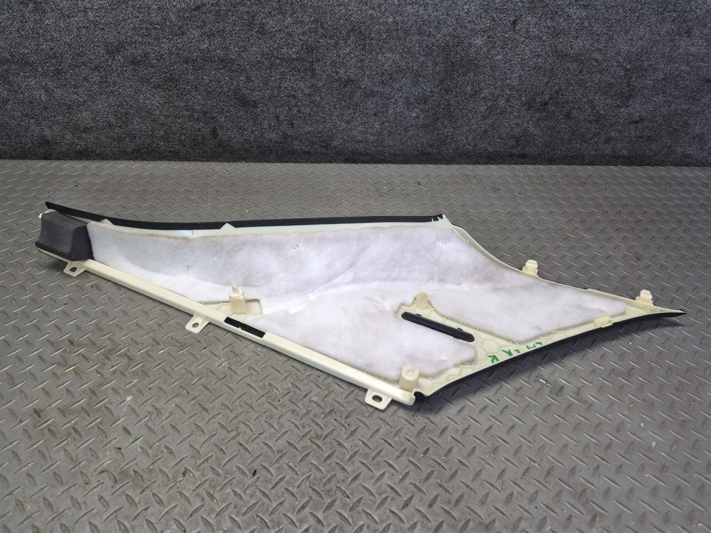 2012-2015 Mercedes X166 W166 ML Rear Left & Right C Pillar Upper Trim Cover Set