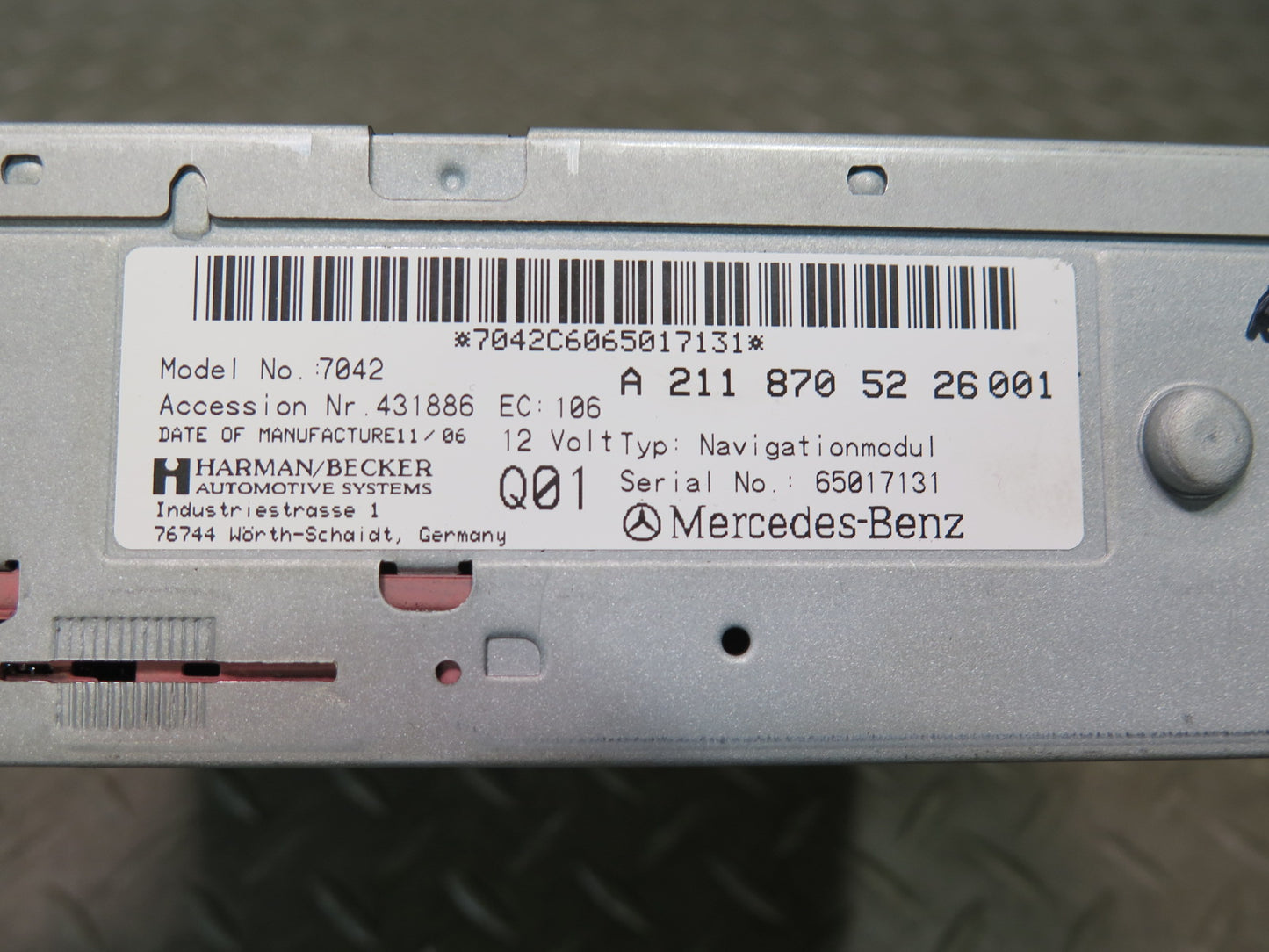 2006 Mercedes R171 Slk-class GPS Navigation DVD Drive Player 2118705226 OEM