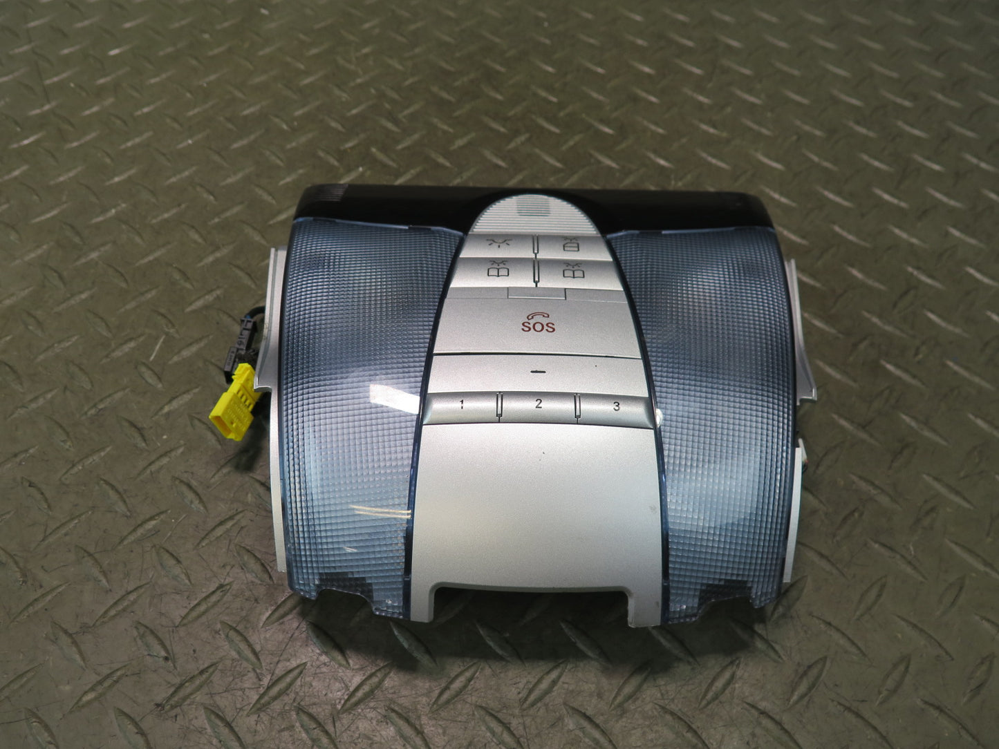 05-11 Mercedes R171 Slk-class Front Overhead Console Reading Light 1718201501