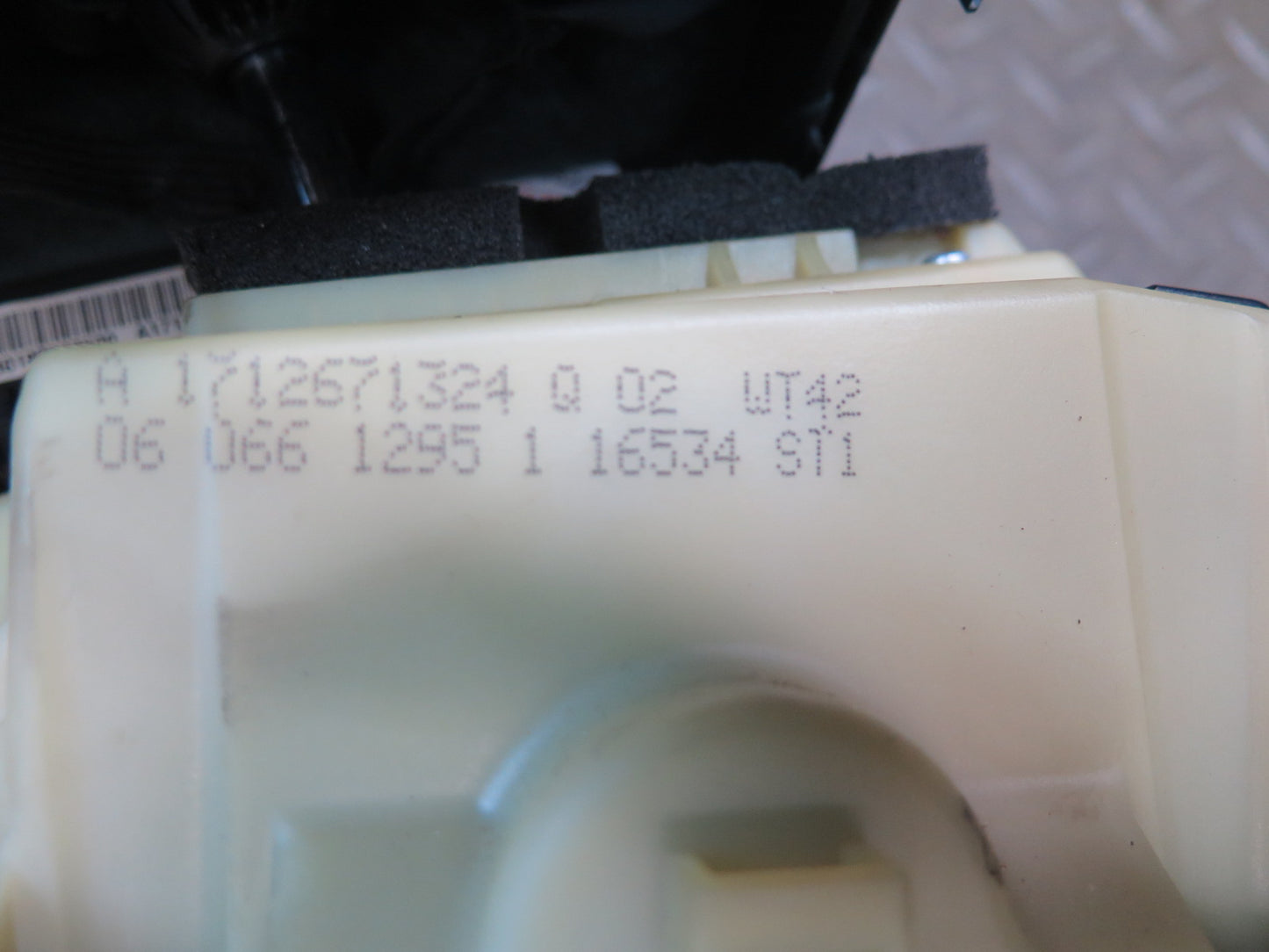 05-11 Mercedes R171 SLK Designo A/T Automatic Transmission Gear Shifter OEM