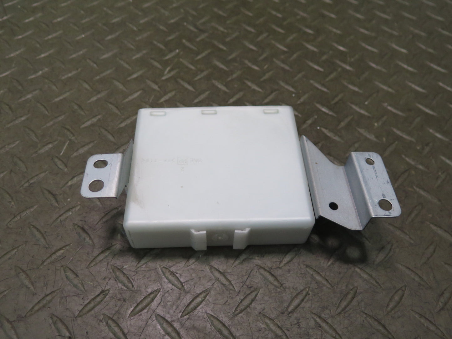 04-07 Nissan 350Z Z33 Convert Front Right Seat Control Module 28565-CE400 OEM