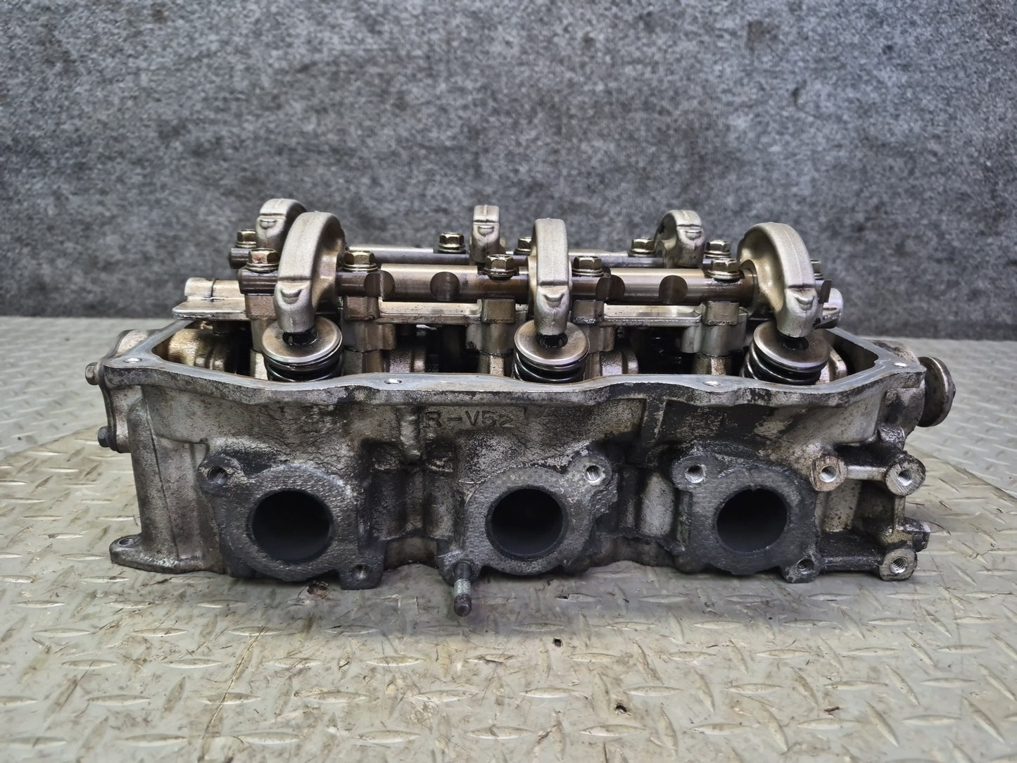 84-86 Nissan Z31 300ZX VG30E NA Engine Motor Right Cylinder Head OEM