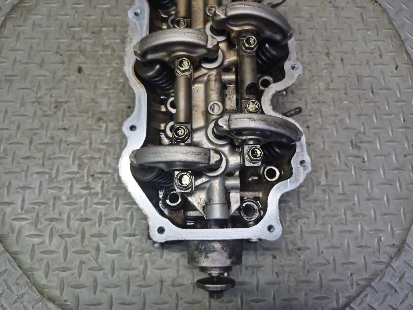 84-86 Nissan Z31 300ZX VG30E NA Engine Motor Right Cylinder Head OEM