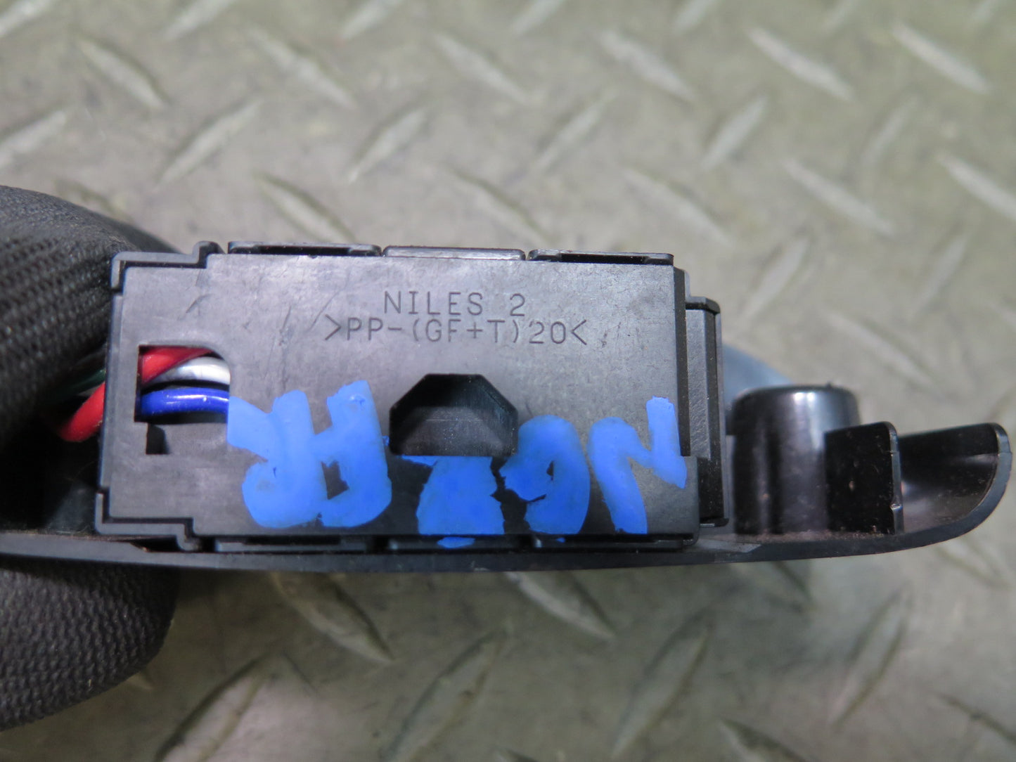 03-09 Nissan Z33 350Z Front Right Seat Adjust Control Switch OEM