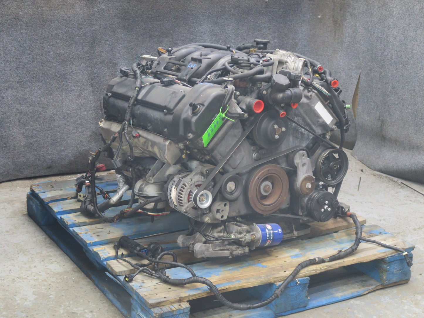 03-05 Ford Thunderbird 3.9L AJ35 V8 RWD Complete Engine Motor OEM