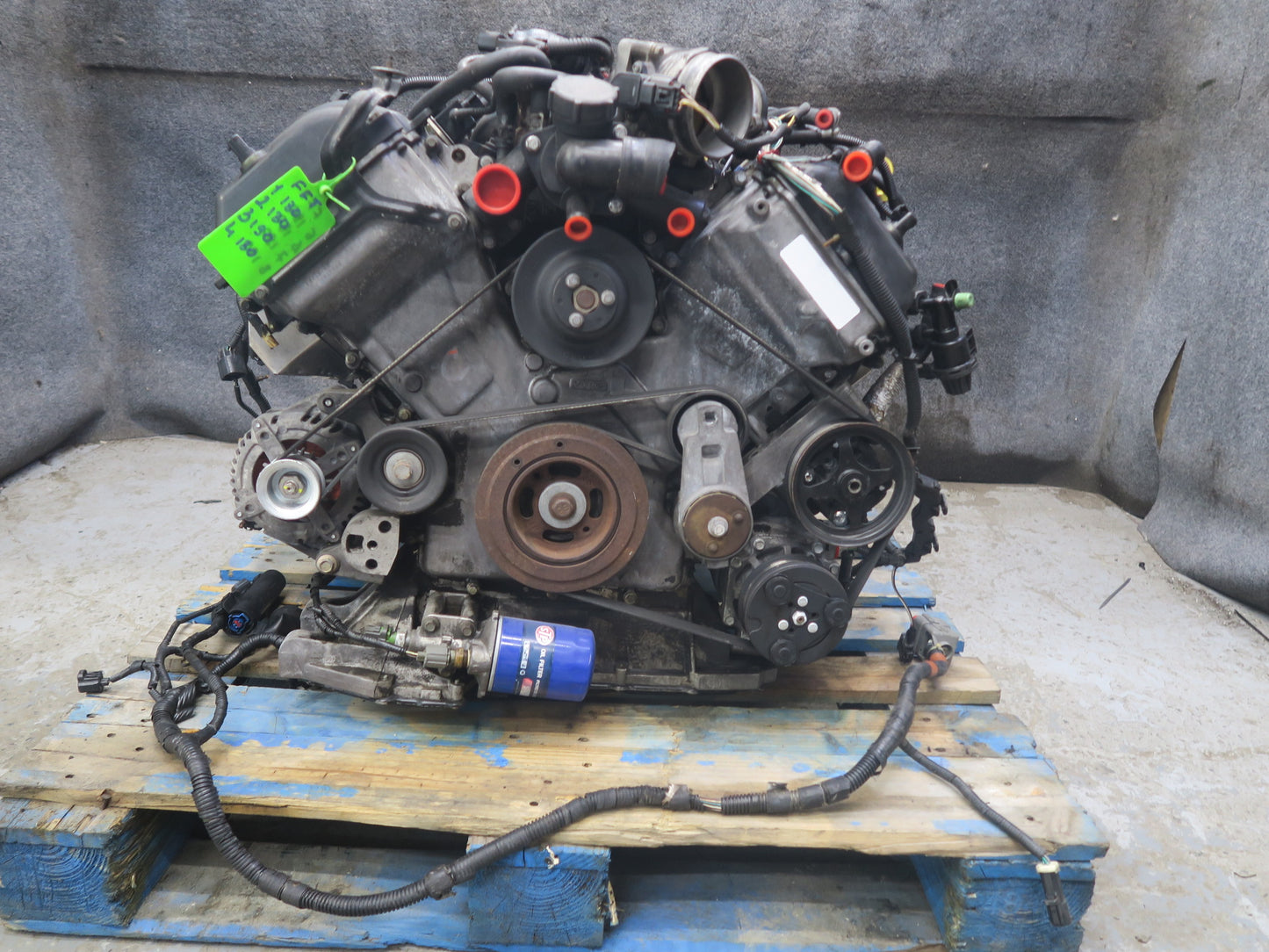 03-05 Ford Thunderbird 3.9L AJ35 V8 RWD Complete Engine Motor OEM