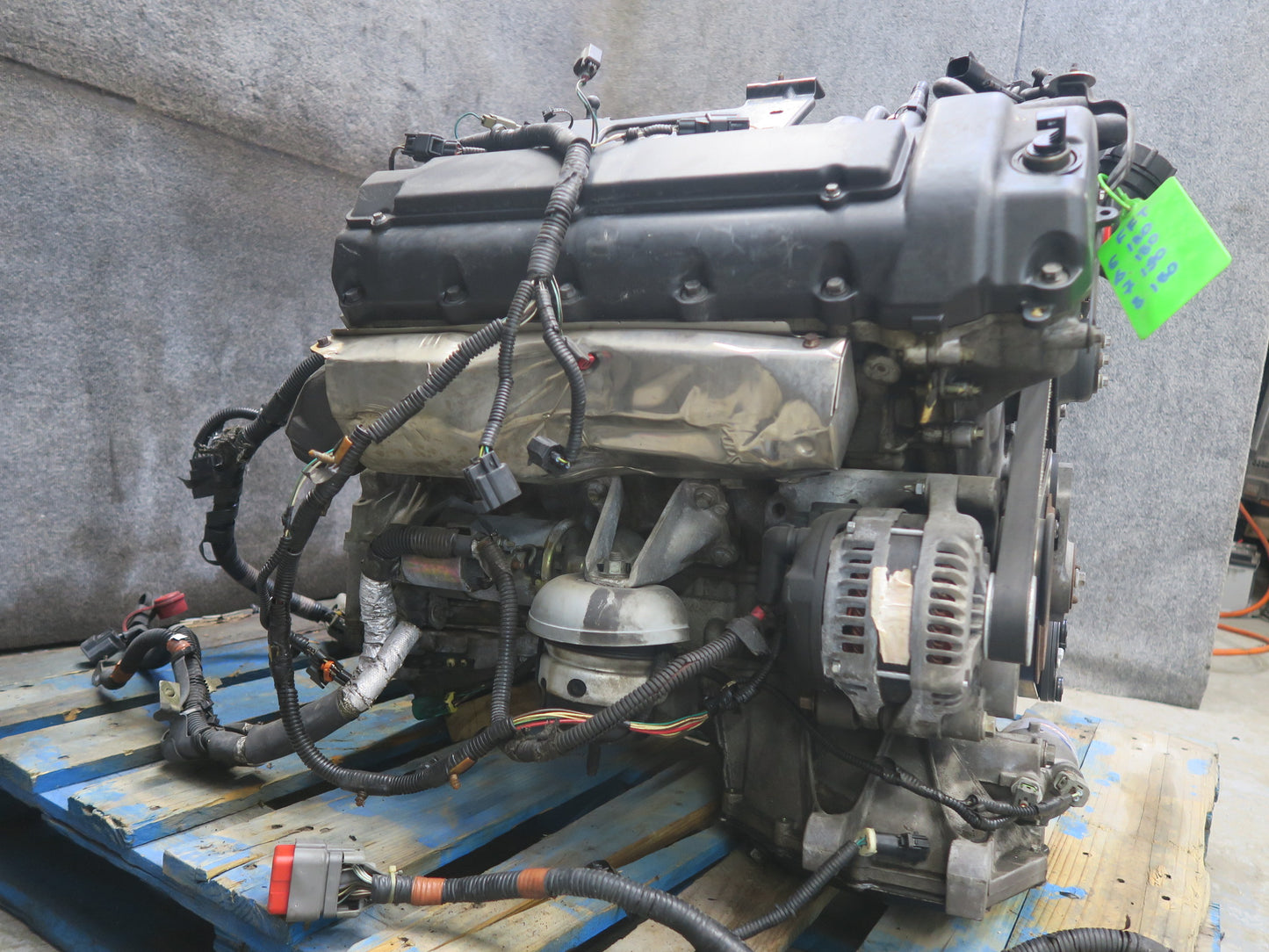 03-05 Ford Thunderbird 3.9L AJ35 V8 RWD Complete Engine Motor OEM