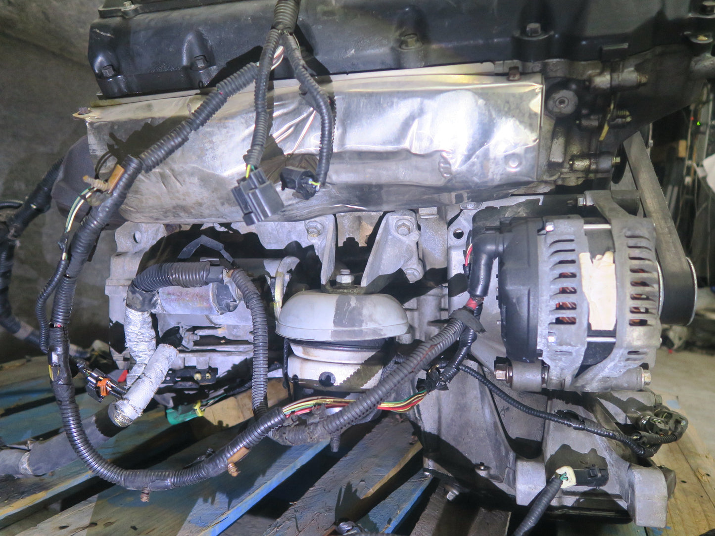 03-05 Ford Thunderbird 3.9L AJ35 V8 RWD Complete Engine Motor OEM
