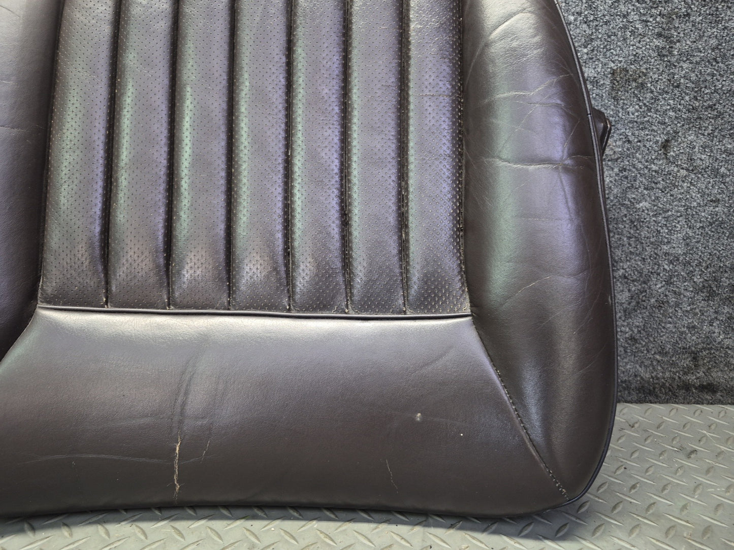 86-88 Mercedes W126 Sedan Front Left Seat Lower Leather Cushion Brasil Dmgd
