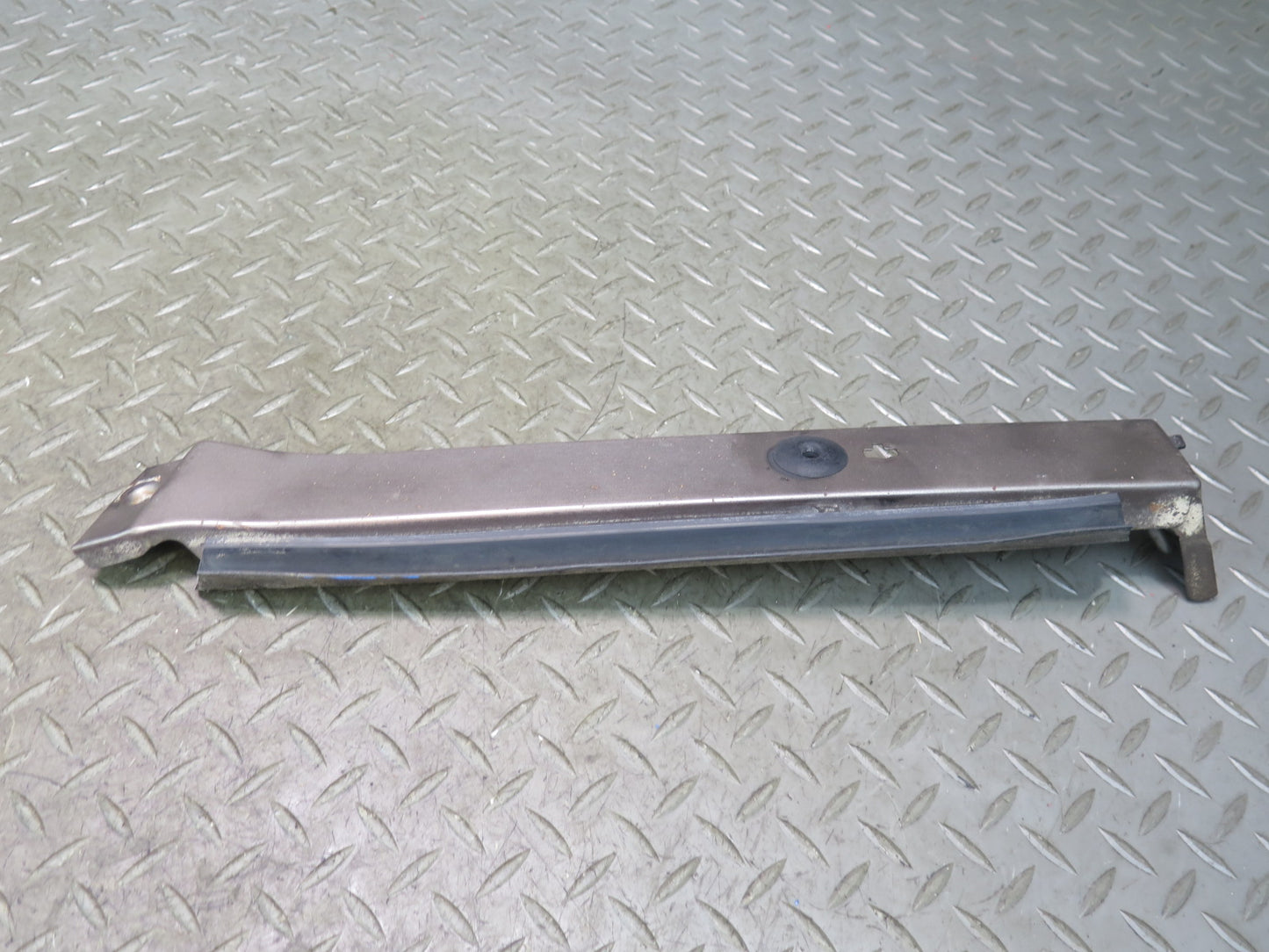 86-91 Mercedes W126 560SEL Set of 2 Front Headlight Lower Trim Cover OEM
