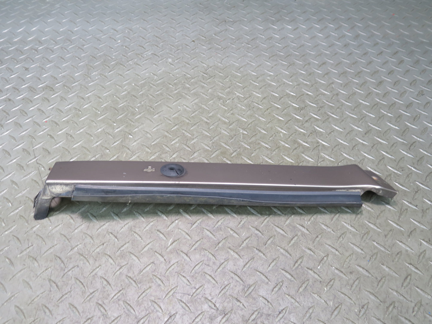 86-91 Mercedes W126 560SEL Set of 2 Front Headlight Lower Trim Cover OEM