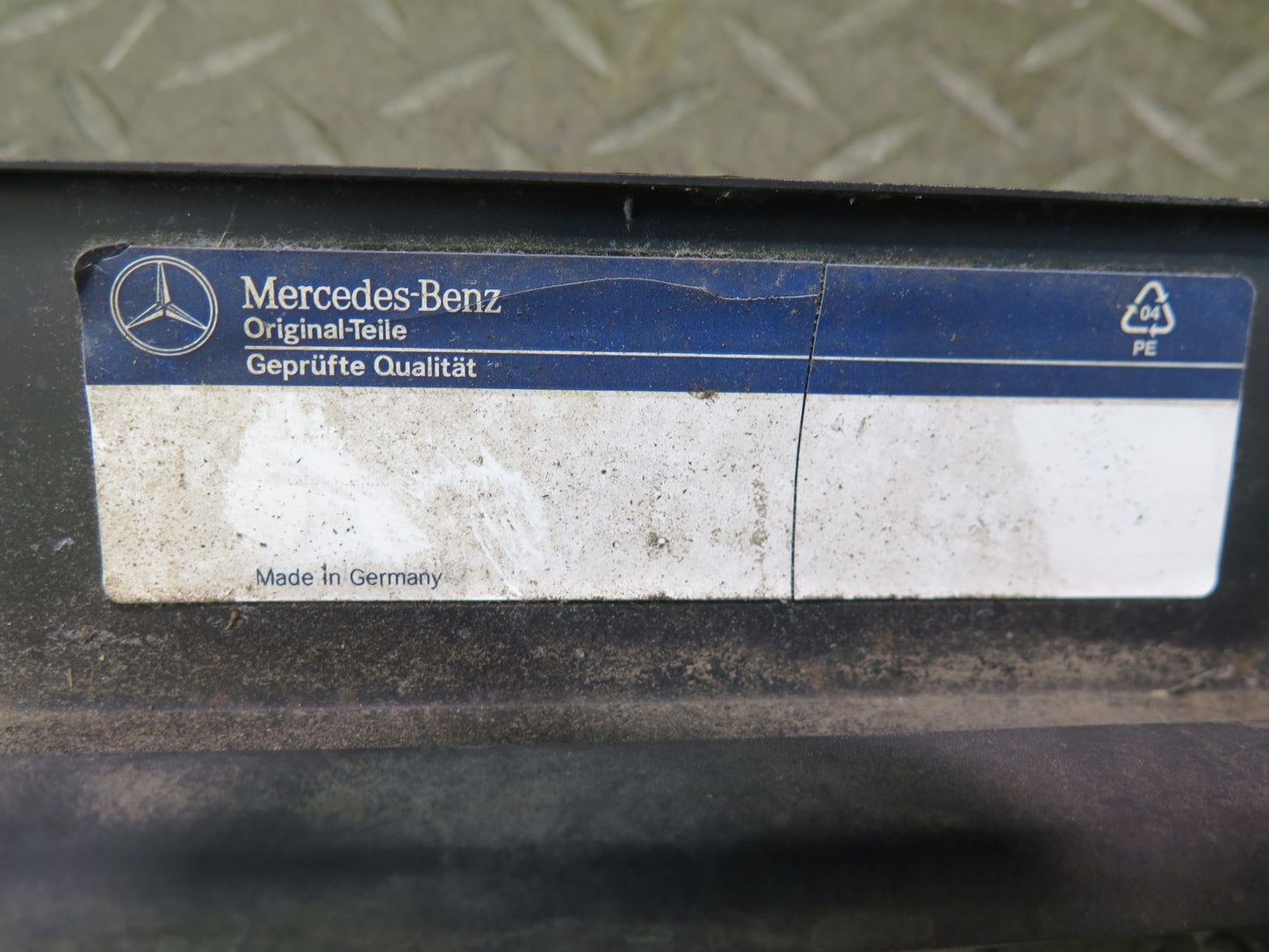 86-91 Mercedes W126 560SEL Set of 2 Front Headlight Lower Trim Cover OEM