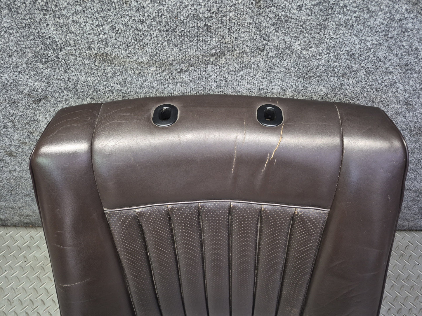86-88 Mercedes W126 560SEL Sedan Front Left Seat Upper Leather Cushion Dmgd
