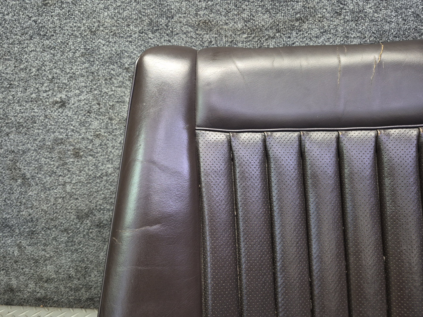 86-88 Mercedes W126 560SEL Sedan Front Left Seat Upper Leather Cushion Dmgd