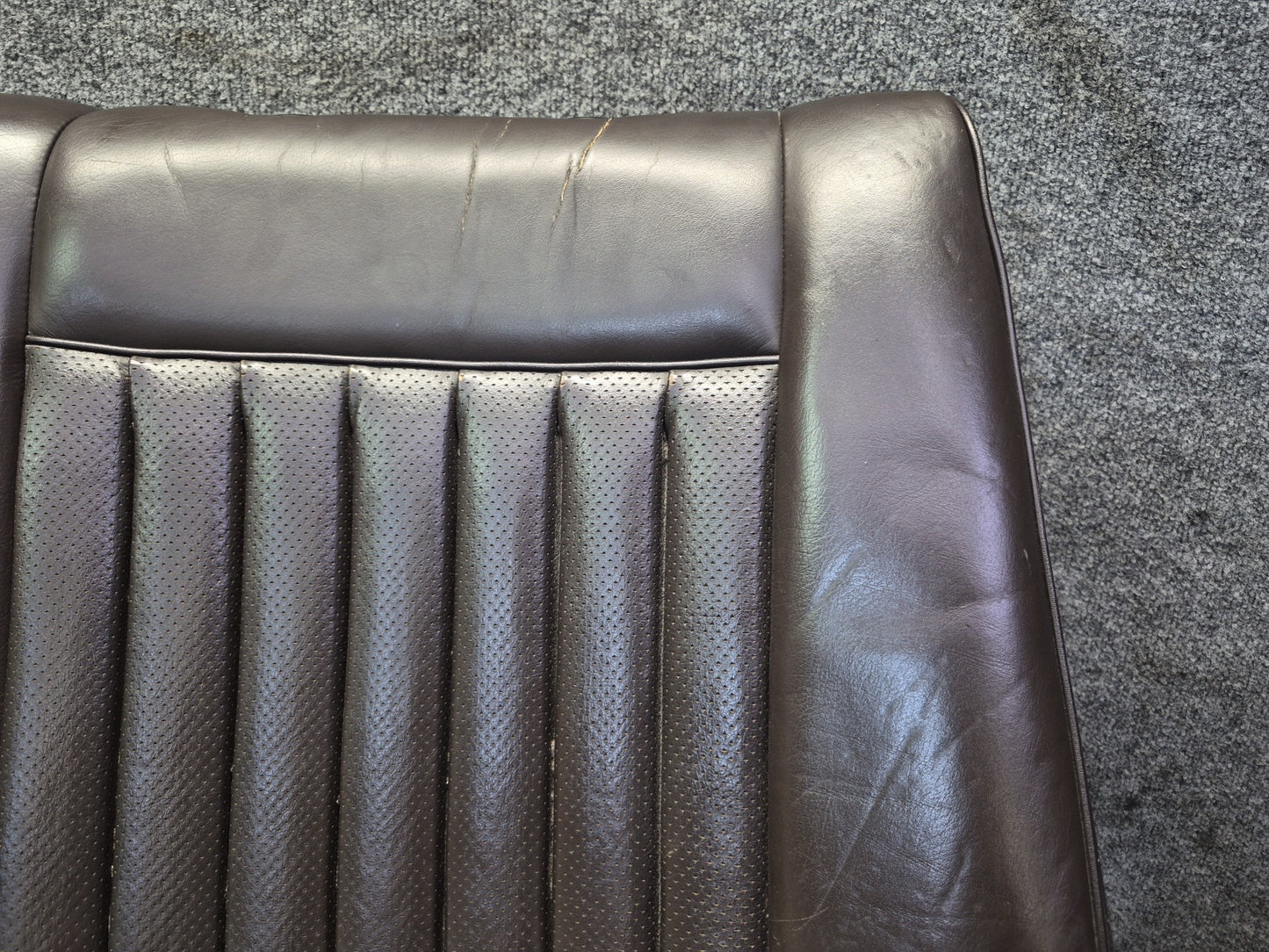 86-88 Mercedes W126 560SEL Sedan Front Left Seat Upper Leather Cushion Dmgd