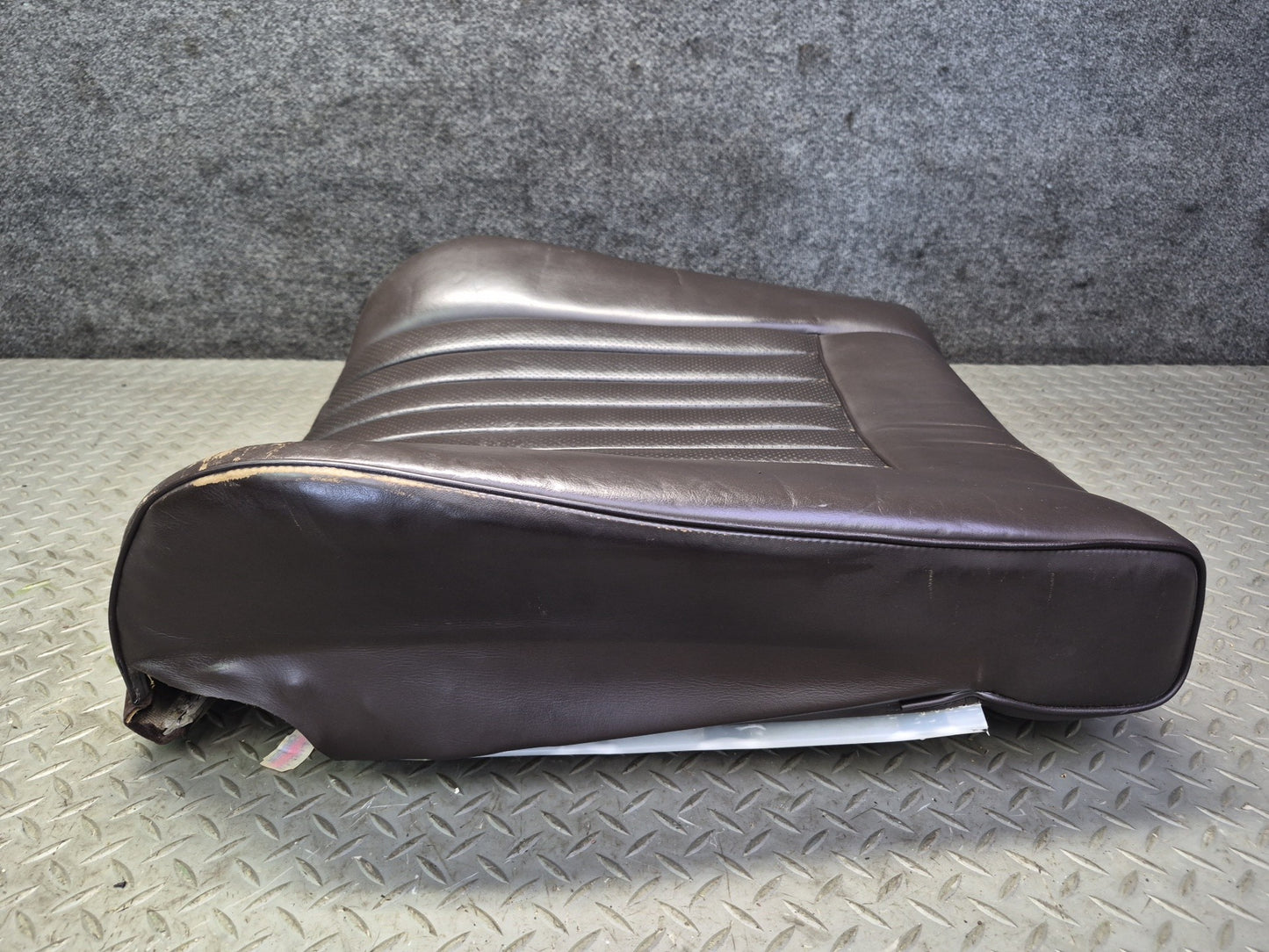 86-88 Mercedes W126 560SEL Sedan Front Left Seat Upper Leather Cushion Dmgd