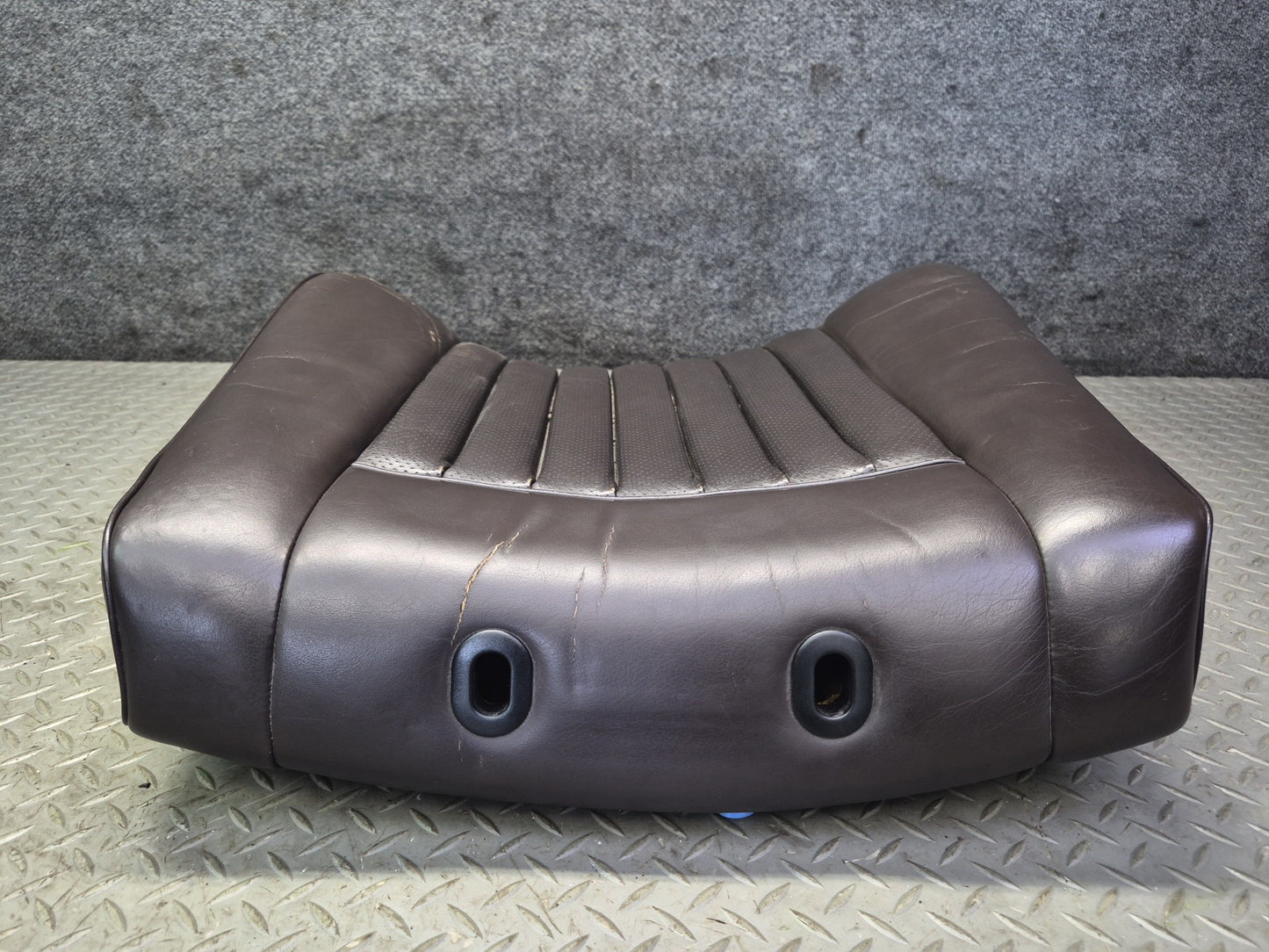 86-88 Mercedes W126 560SEL Sedan Front Left Seat Upper Leather Cushion Dmgd