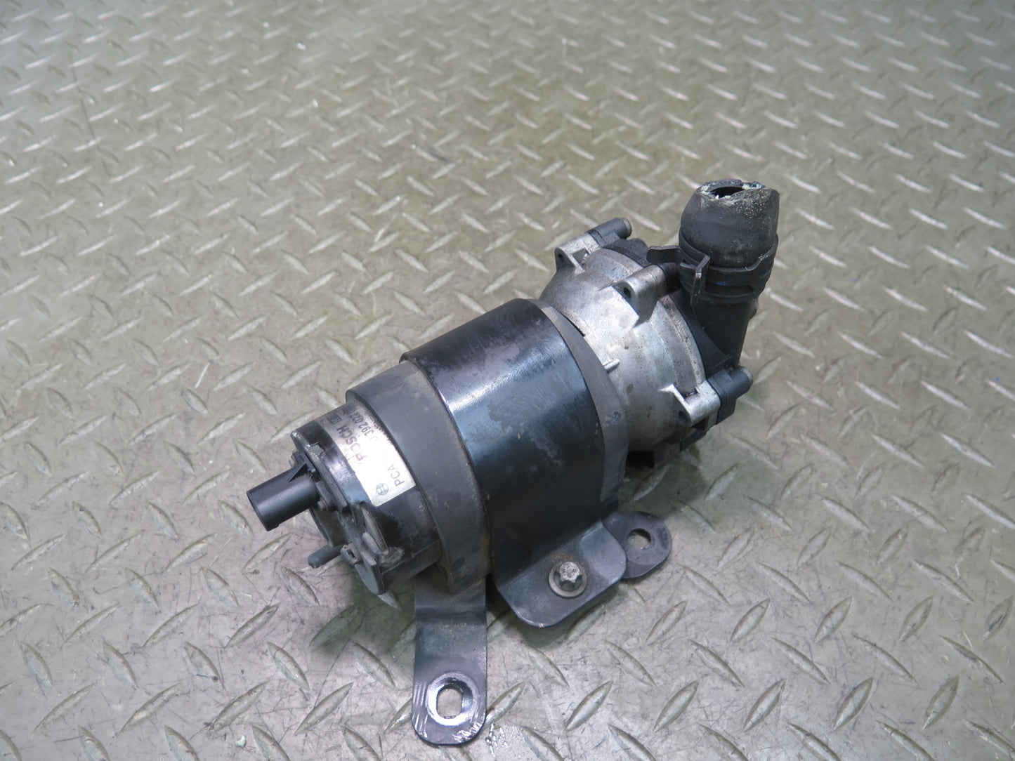 2012-2015 Mercedes X166 W166 Ml-class Auxiliary AUX Coolant Water Pump OEM