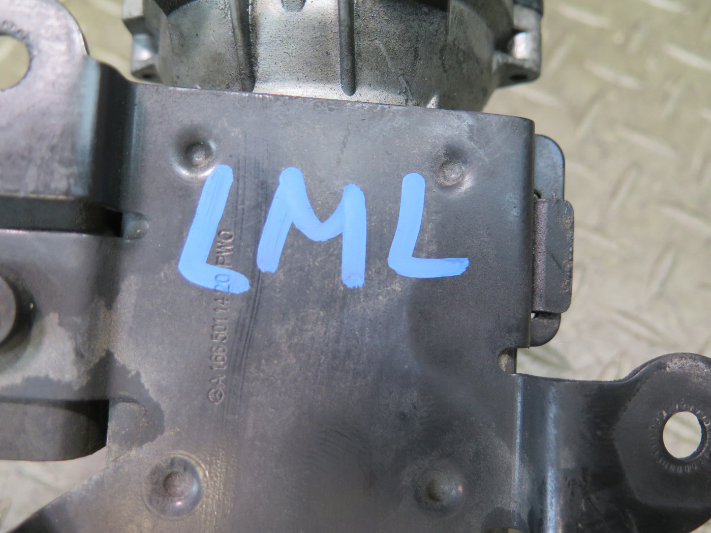2012-2015 Mercedes X166 W166 Ml-class Auxiliary AUX Coolant Water Pump OEM