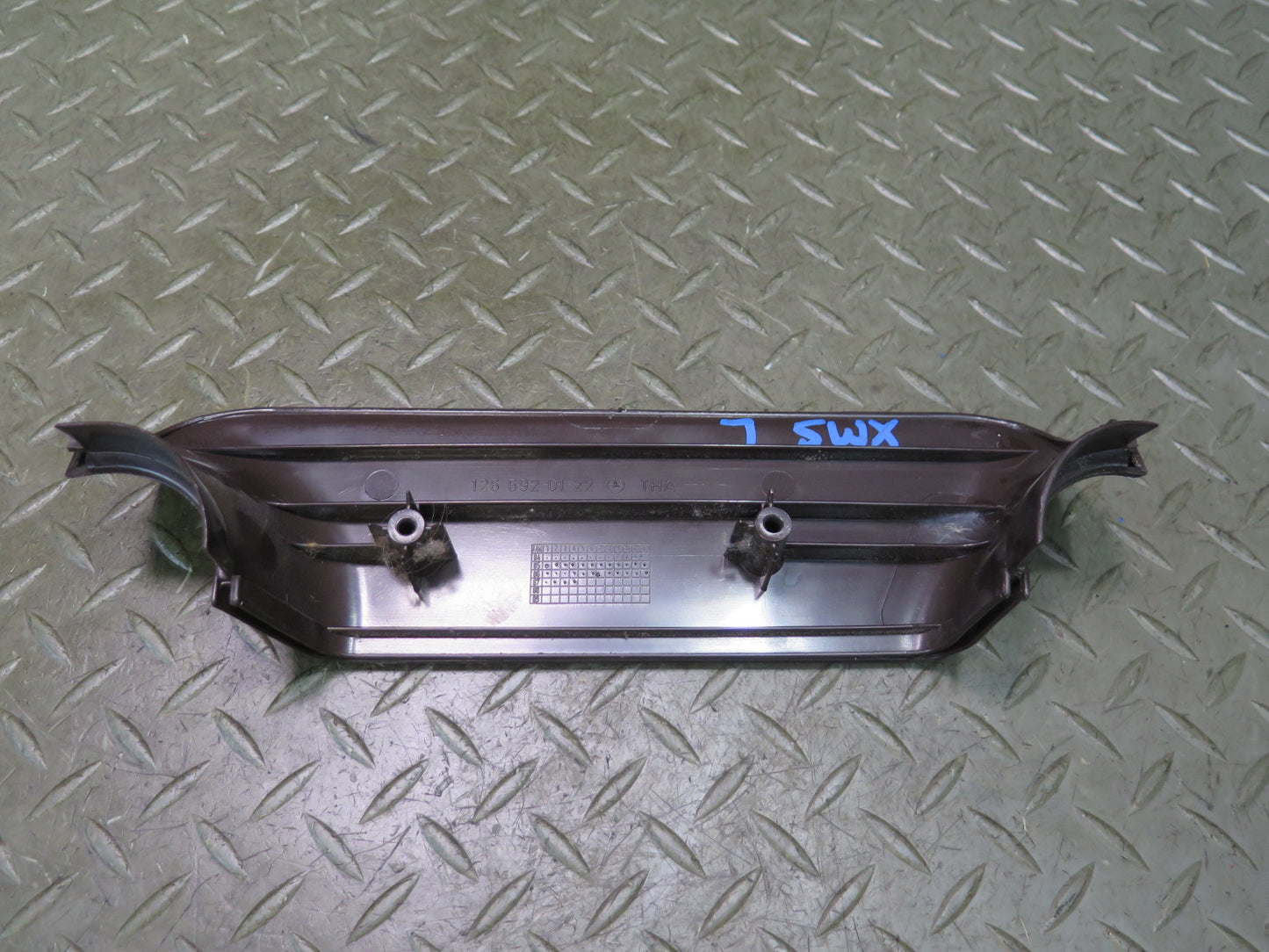 86-91 Mercedes W126 560SEL Set of 2 Center B Pillar Lower Trim Panel Brown OEM