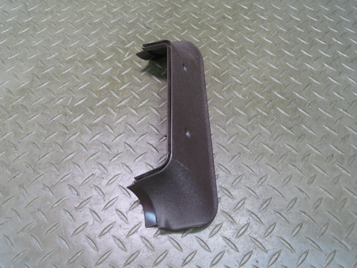 86-91 Mercedes W126 560SEL Set of 2 Center B Pillar Lower Trim Panel Brown OEM