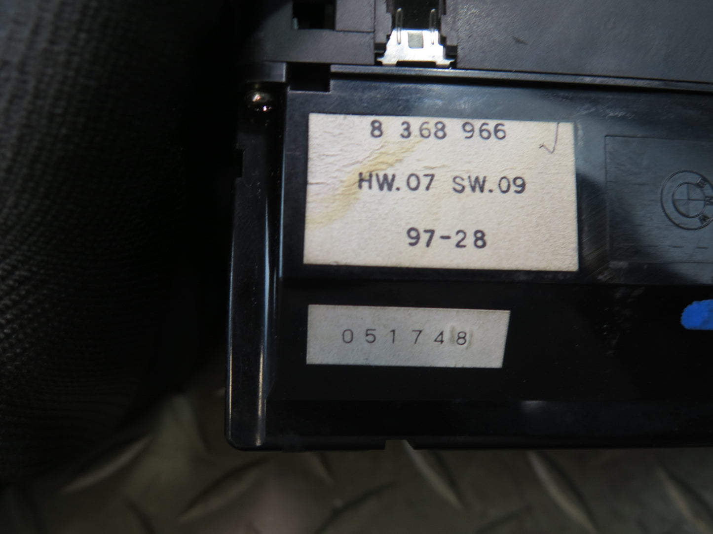 97-03 BMW E39 540i Front Left Power Window Mirror Switch 8368966 OEM