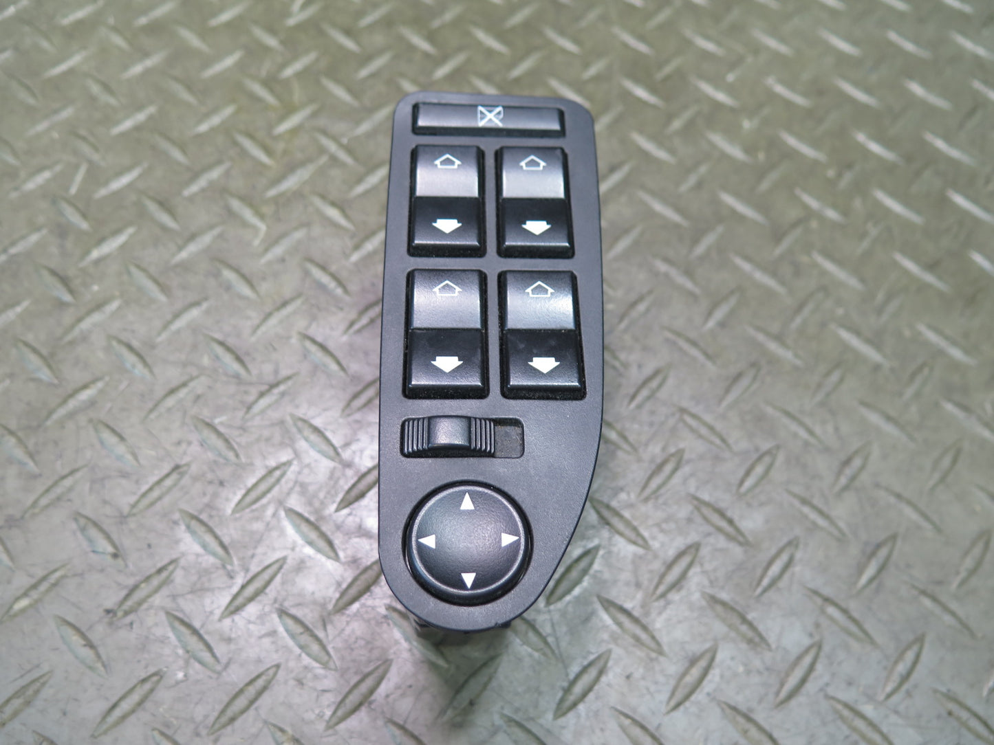 97-03 BMW E39 540i Front Left Power Window Mirror Switch 8368966 OEM