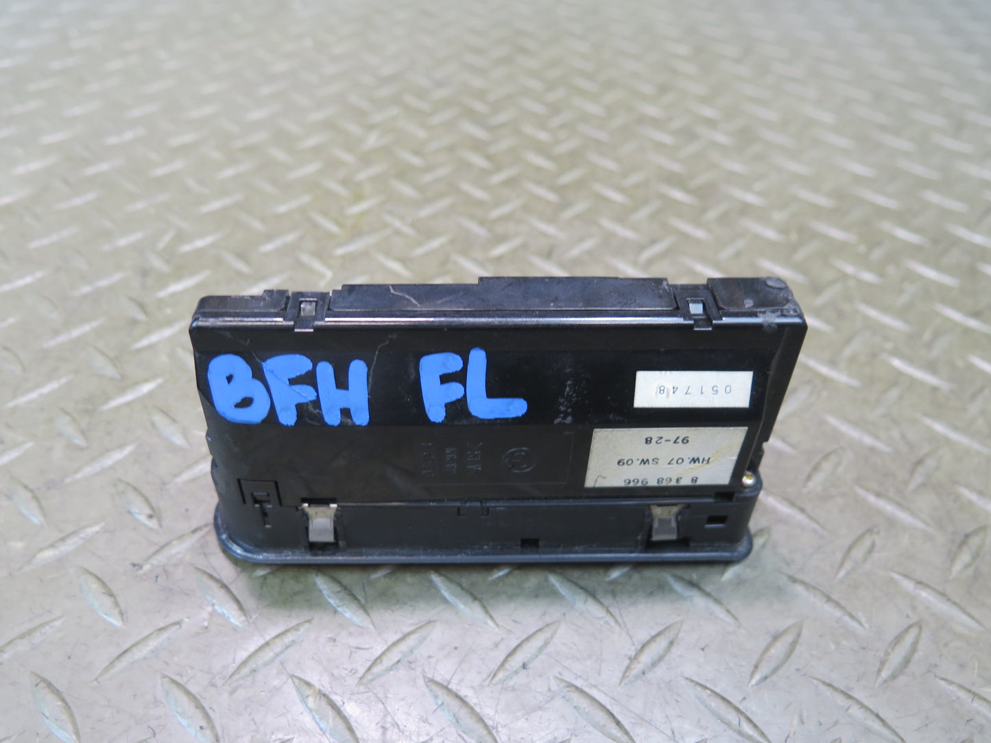 97-03 BMW E39 540i Front Left Power Window Mirror Switch 8368966 OEM