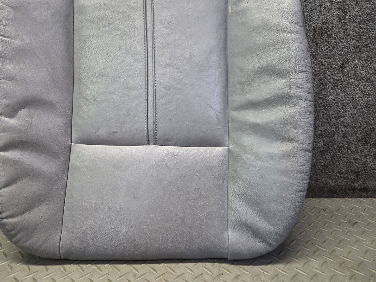 97-03 BMW E39 540i Front Right Heated Seat Lower Leather Cushion Gray OEM
