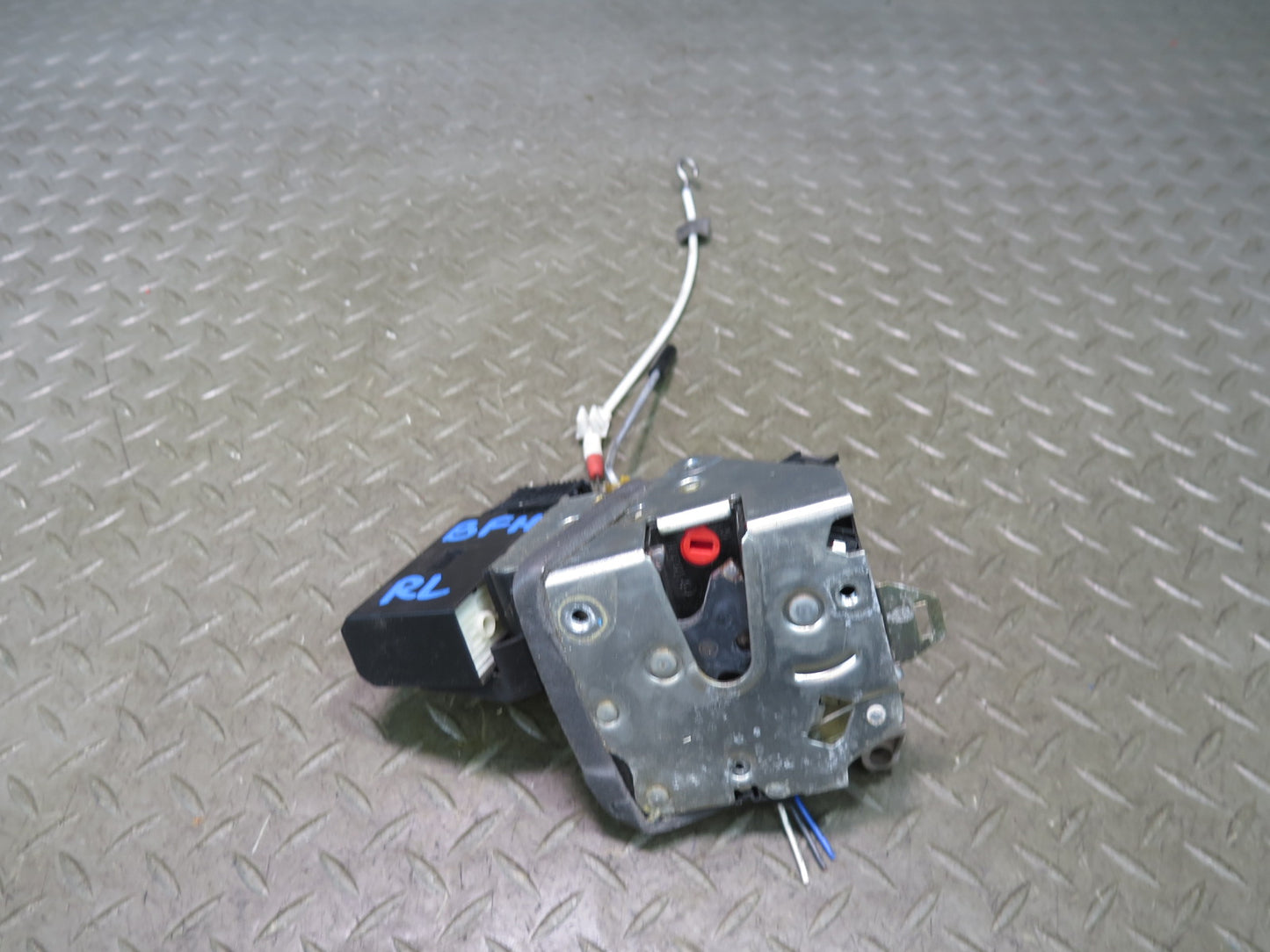 97-03 BMW E39 540i Rear Left Door Lock Latch Actuator OEM
