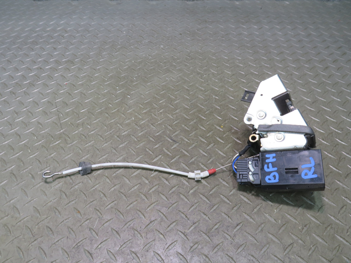 97-03 BMW E39 540i Rear Left Door Lock Latch Actuator OEM