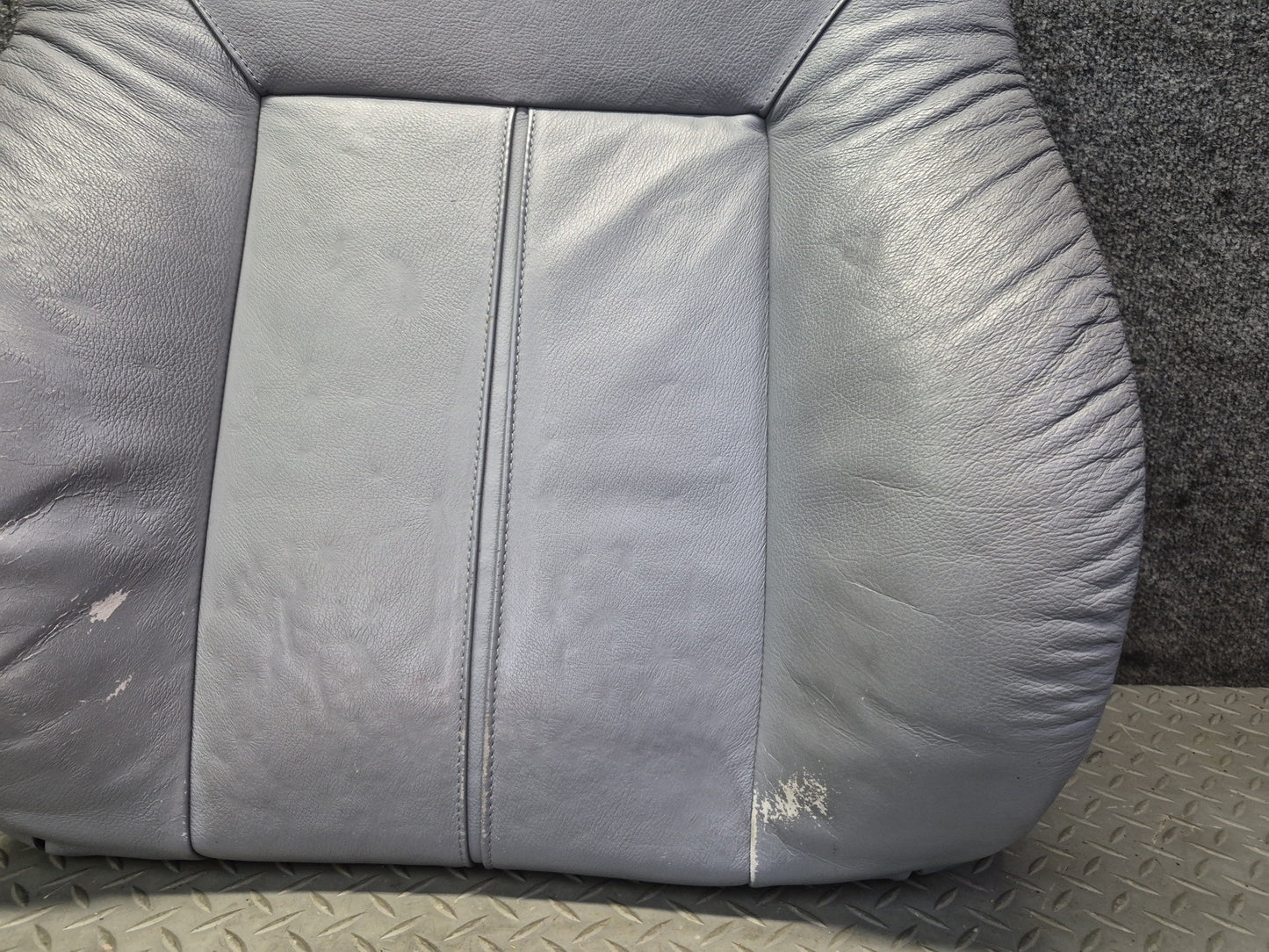 97-03 BMW E39 540i Front Right Seat Upper Leather Cushion Gray Damaged
