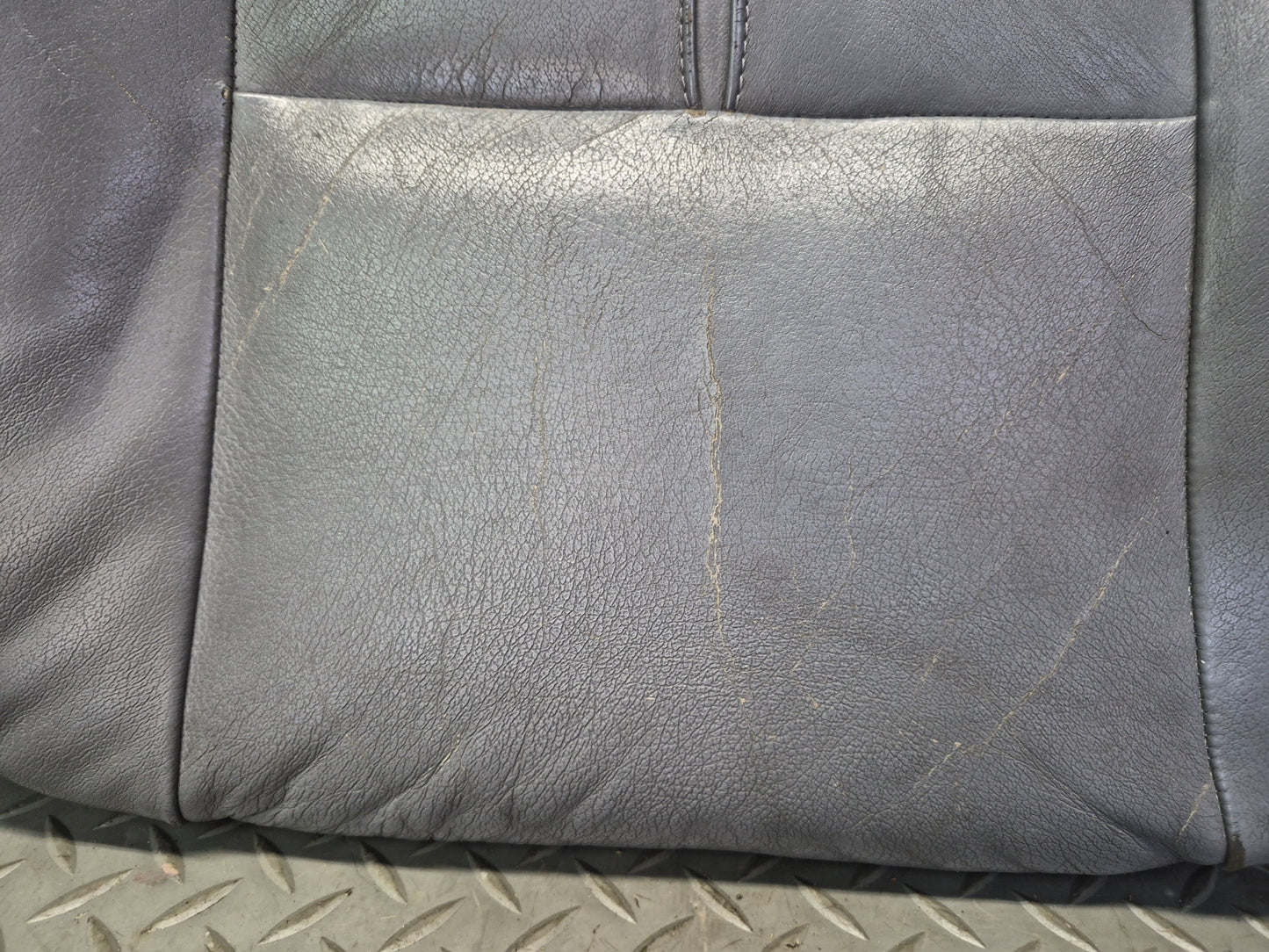 97-03 BMW E39 540i Front Left Heated Seat Lower Leather Cushion Gray Damaged