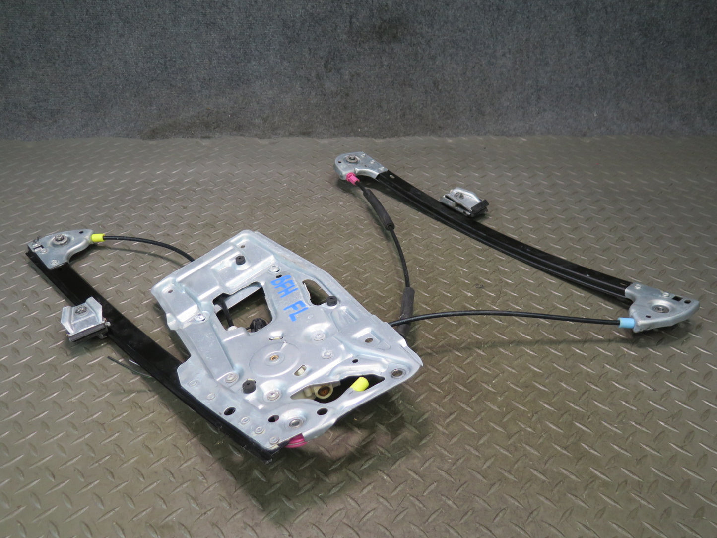97-03 BMW E39 540i Front Left Door Aftermarket Window Regulator w Motor