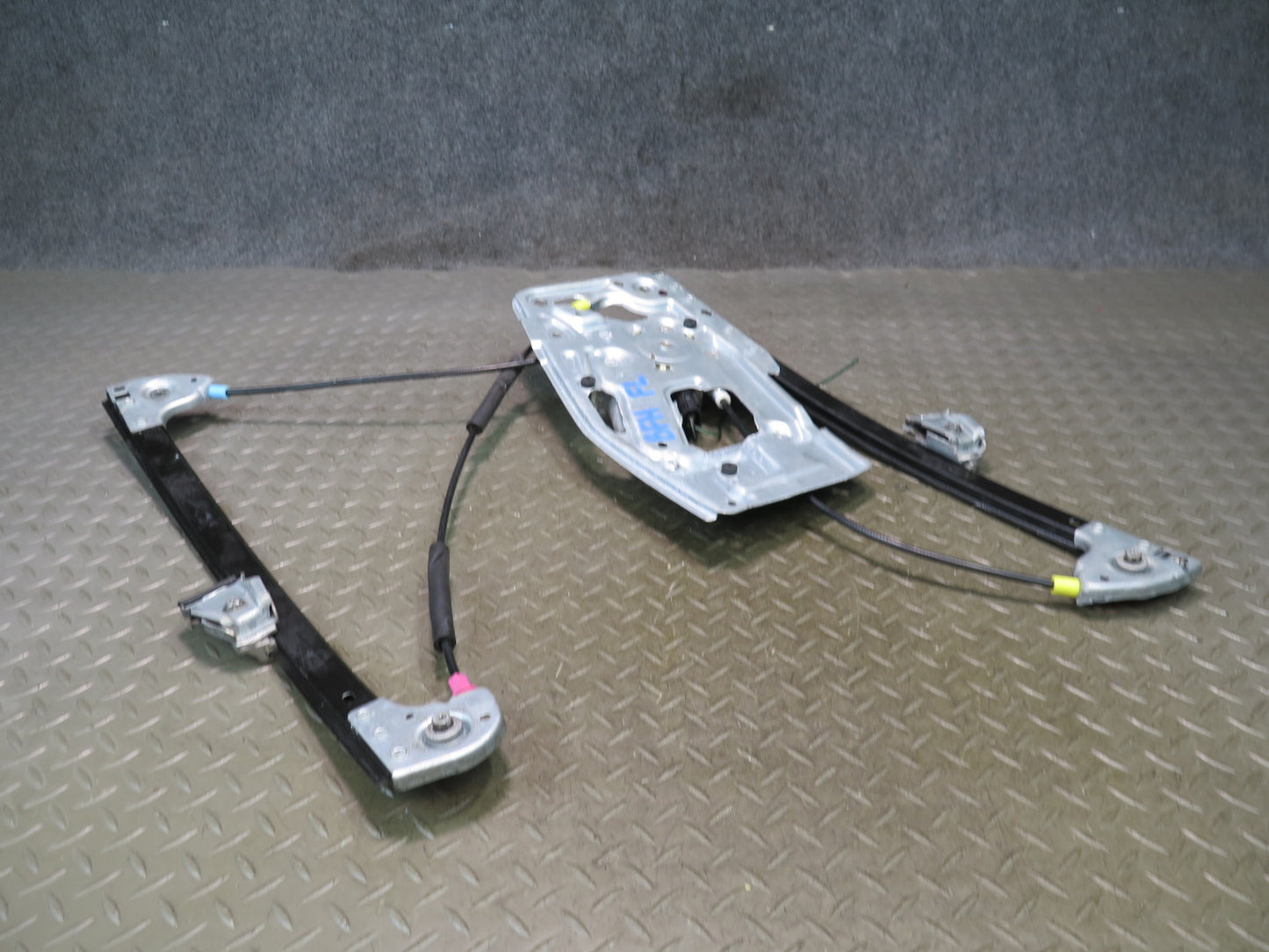 97-03 BMW E39 540i Front Left Door Aftermarket Window Regulator w Motor