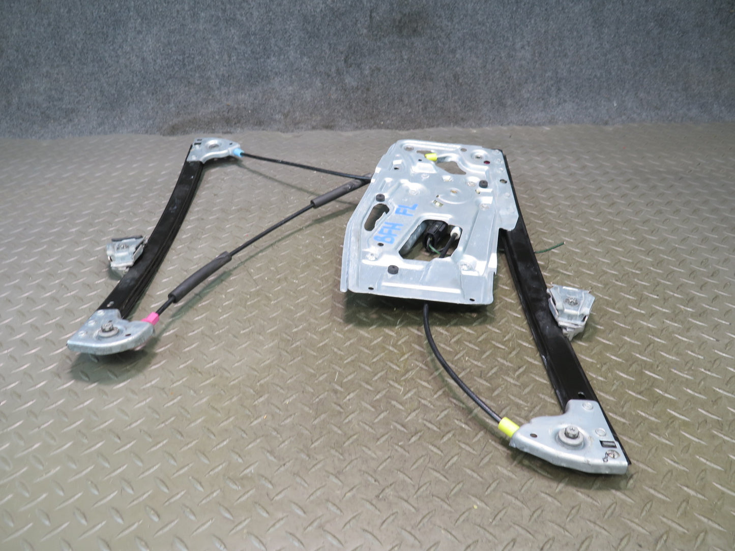 97-03 BMW E39 540i Front Left Door Aftermarket Window Regulator w Motor