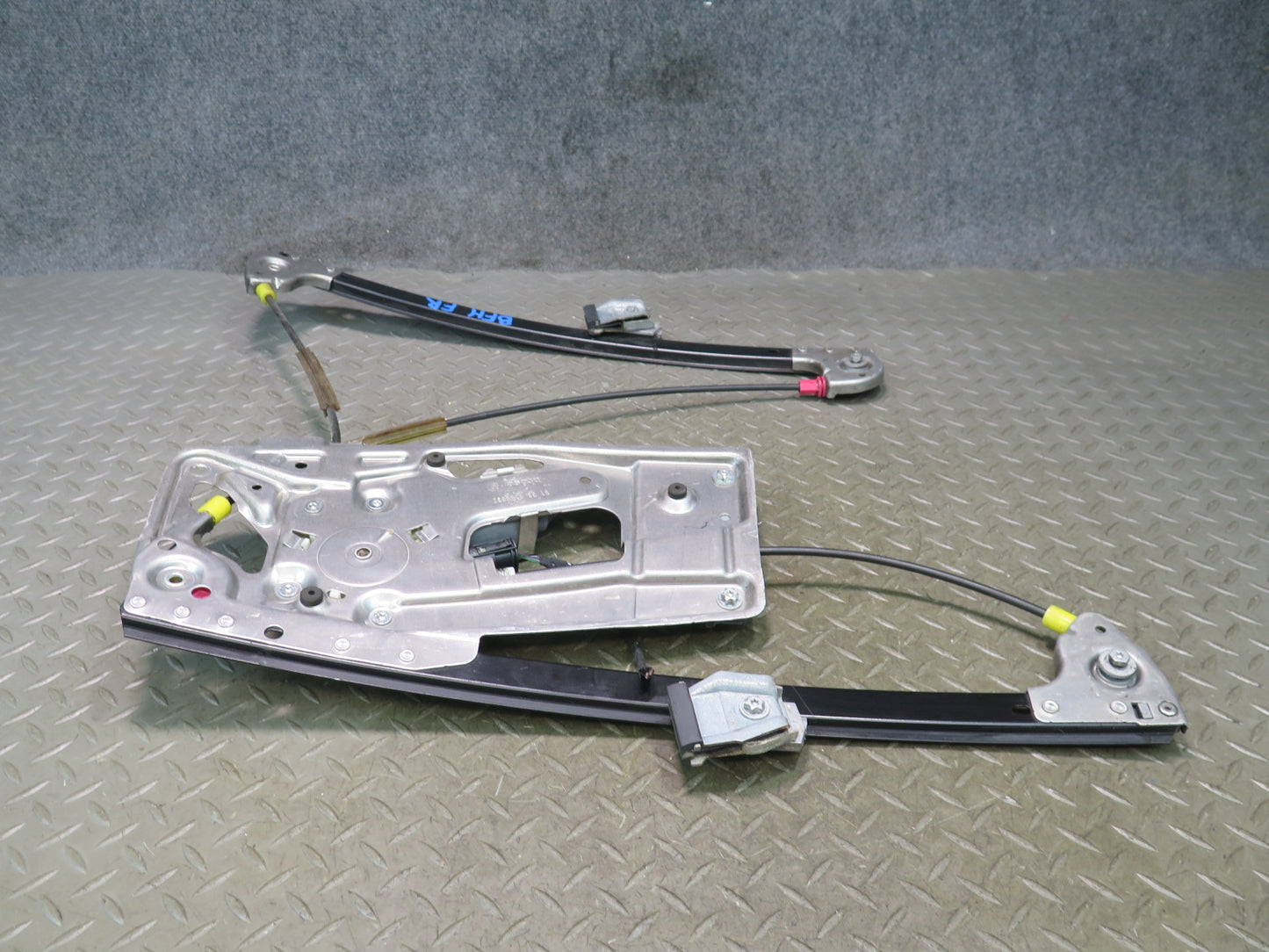 97-03 BMW E39 540i Front Right Door Window Regulator w Motor Assembly OEM