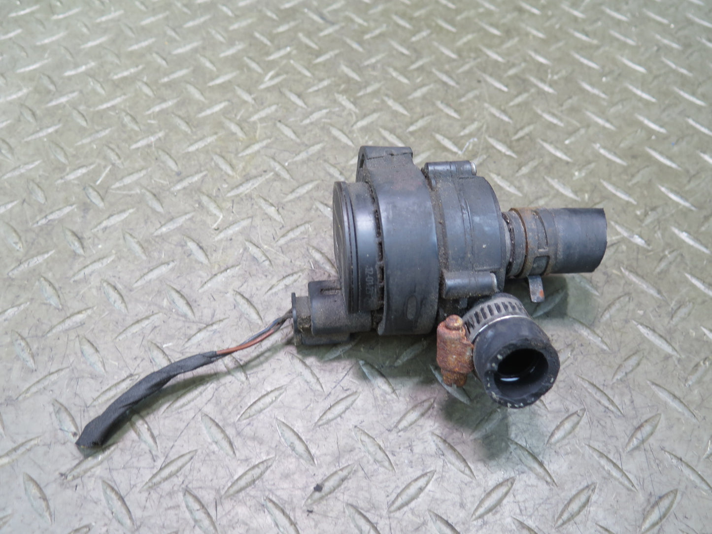 2012-2015 Mercedes X166 W166 ML Engine Auxiliary AUX Coolant Water Pump OEM