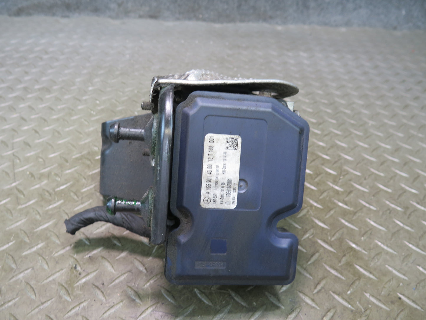 2012-2015 Mercedes W166 ML63 AMG Anti Lock Brake ABS Pump Module Unit