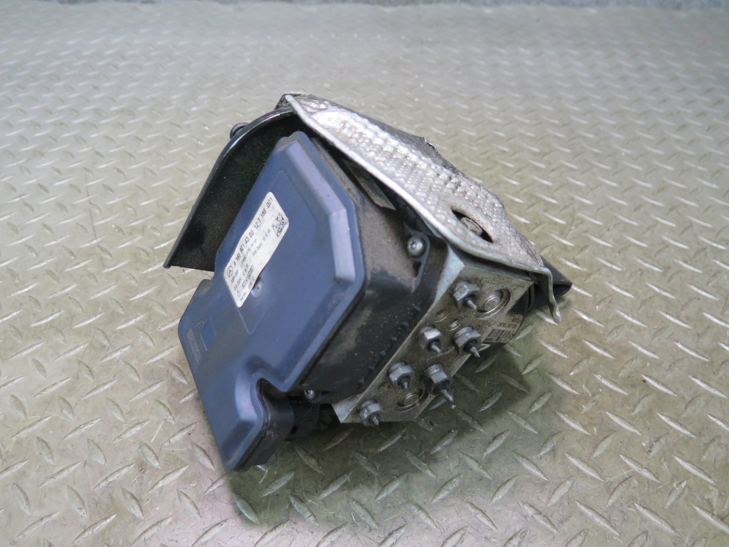 2012-2015 Mercedes W166 ML63 AMG Anti Lock Brake ABS Pump Module Unit
