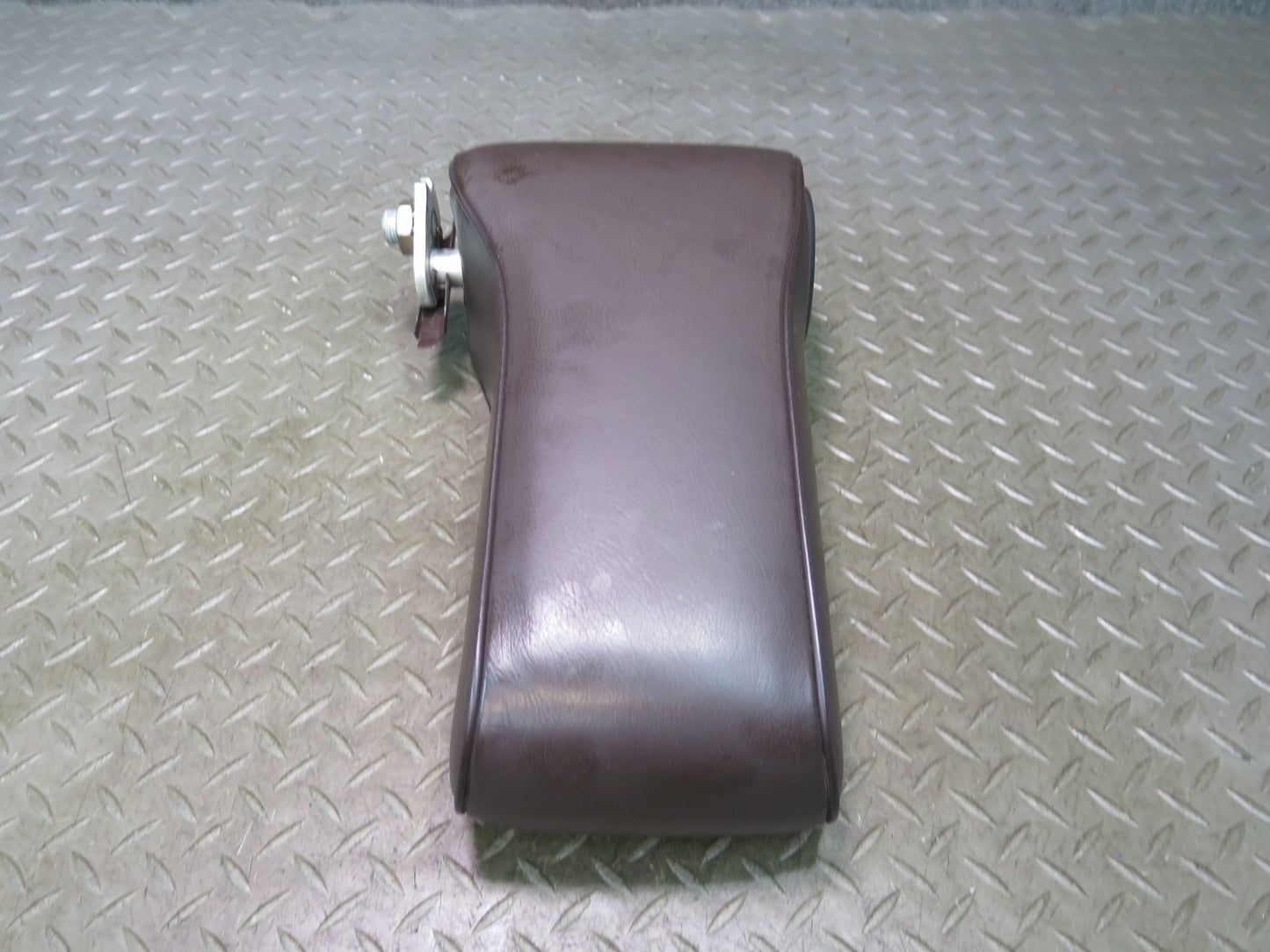 86-91 Mercedes W126 Front Left Driver Seat Leather Armrest Brasil OEM