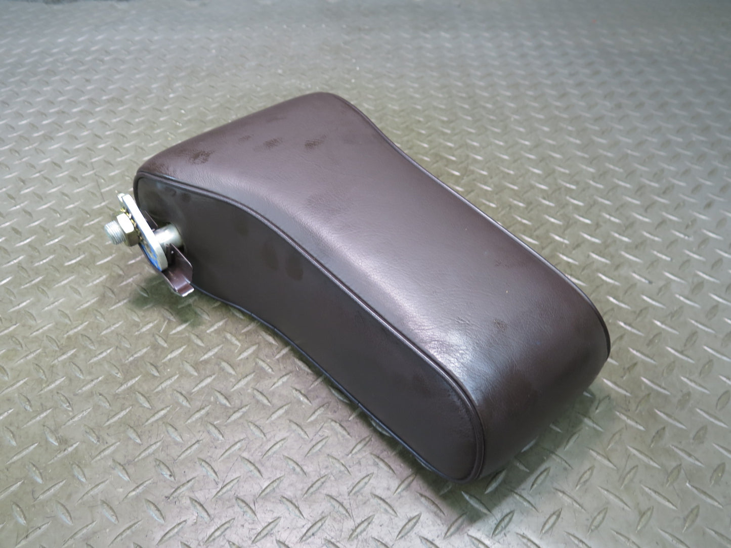 86-91 Mercedes W126 Front Left Driver Seat Leather Armrest Brasil OEM