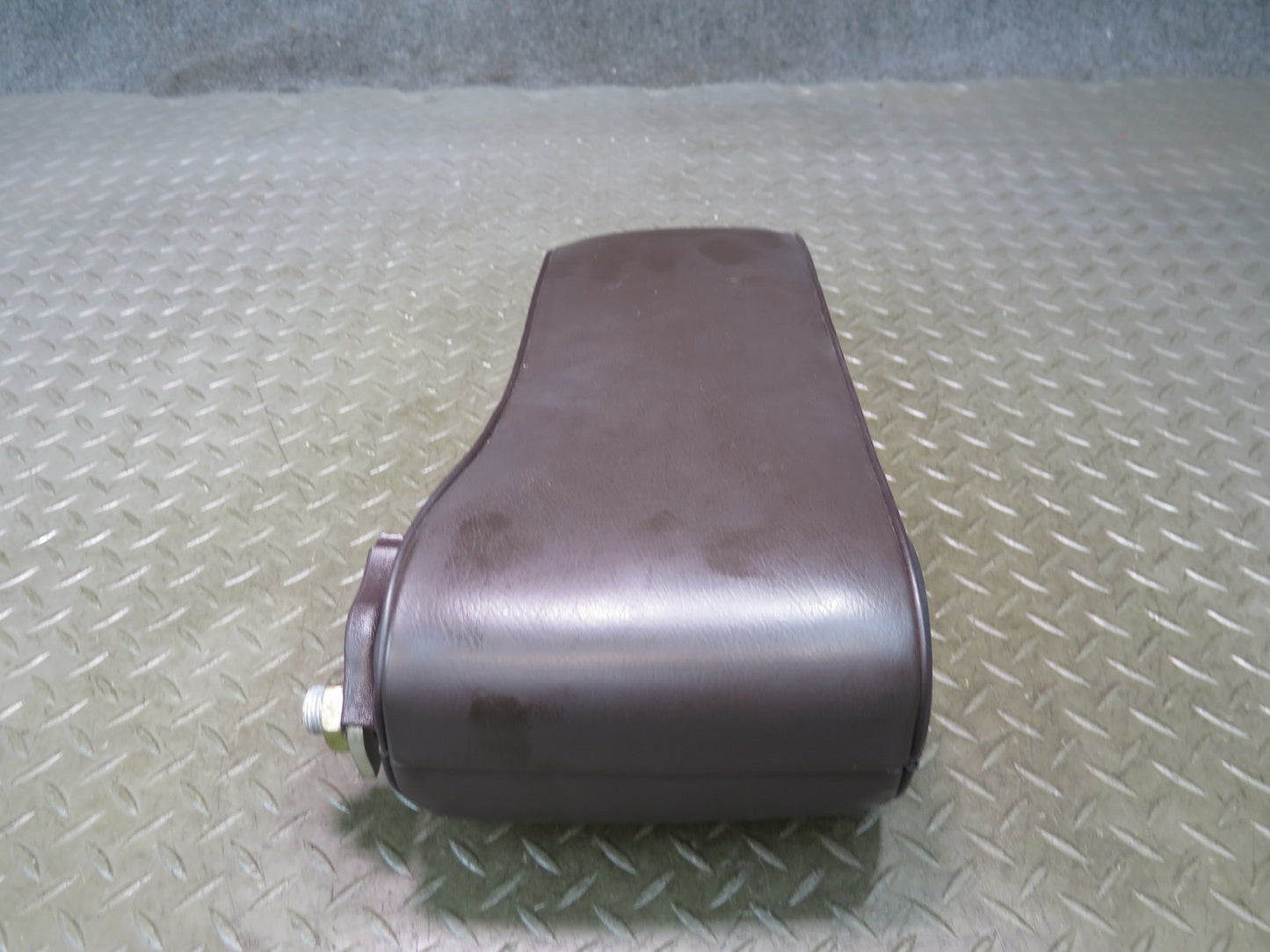 86-91 Mercedes W126 Front Left Driver Seat Leather Armrest Brasil OEM