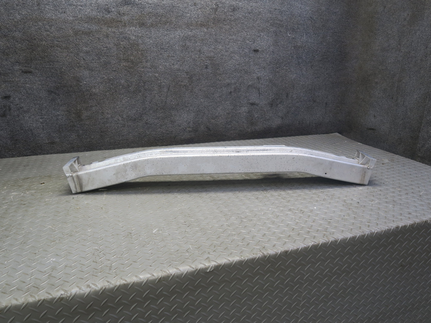 09-20 Nissan Z34 370Z Front Bumper Impact Reinforcement Bar w Foam Set Damaged