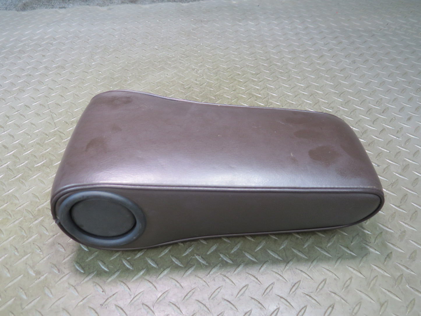 86-91 Mercedes W126 Front Left Driver Seat Leather Armrest Brasil OEM