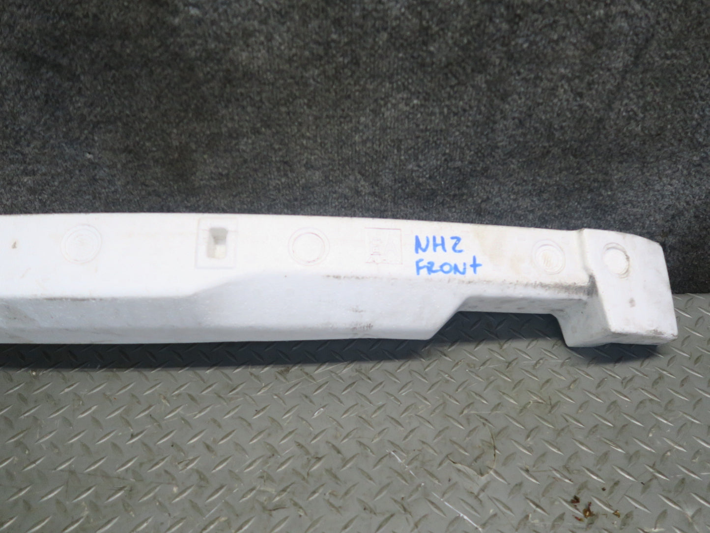 09-20 Nissan Z34 370Z Front Bumper Impact Reinforcement Bar w Foam Set Damaged