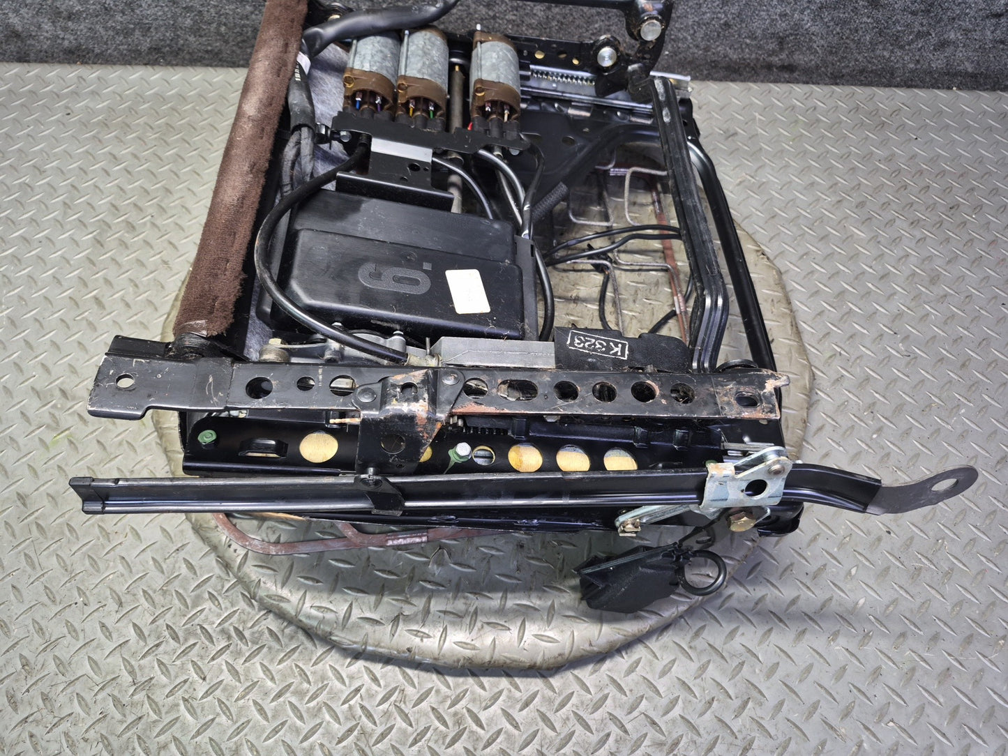86-91 Mercedes W126 Sedan Front Left Seat Lower Frame Track Rail w Motors OEM