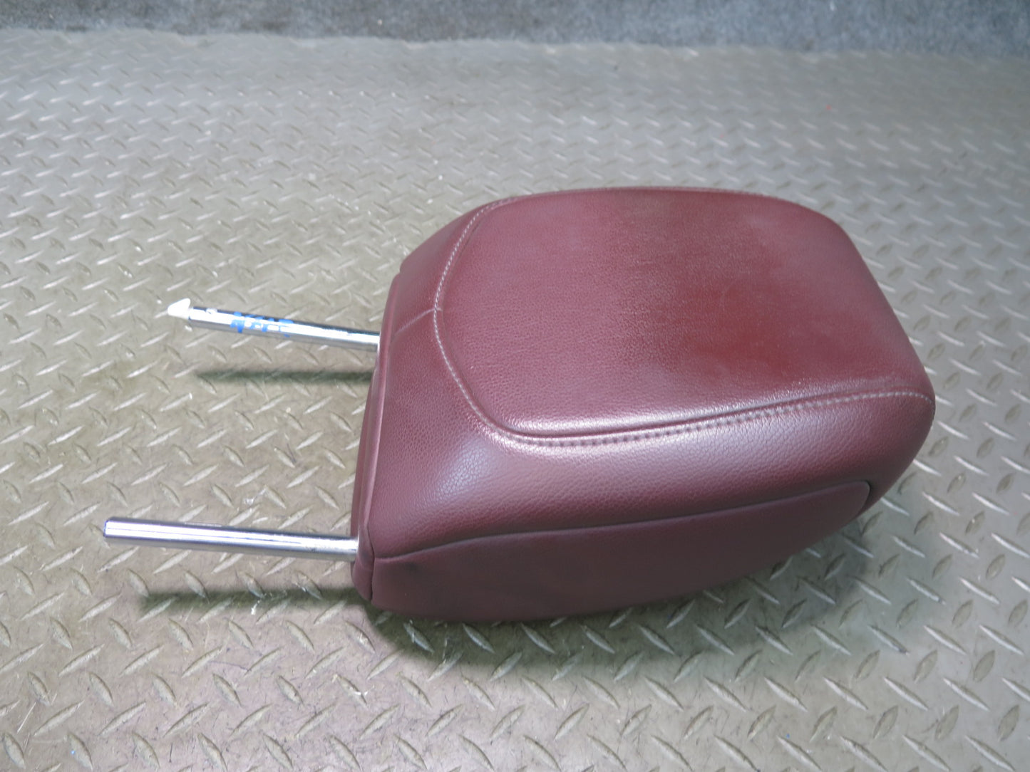 10-19 Nissan 370Z Z34 Convert Front Left & Right Leather Headrest Wine Set OEM