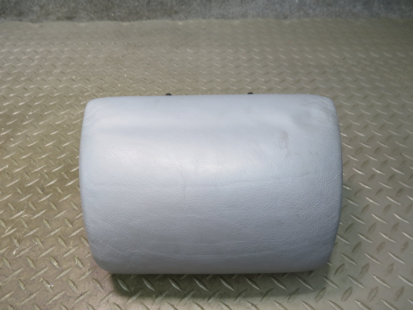 97-03 BMW E39 540i Set of 2 Front Left & Right Seat Leather Headrest Gray OEM