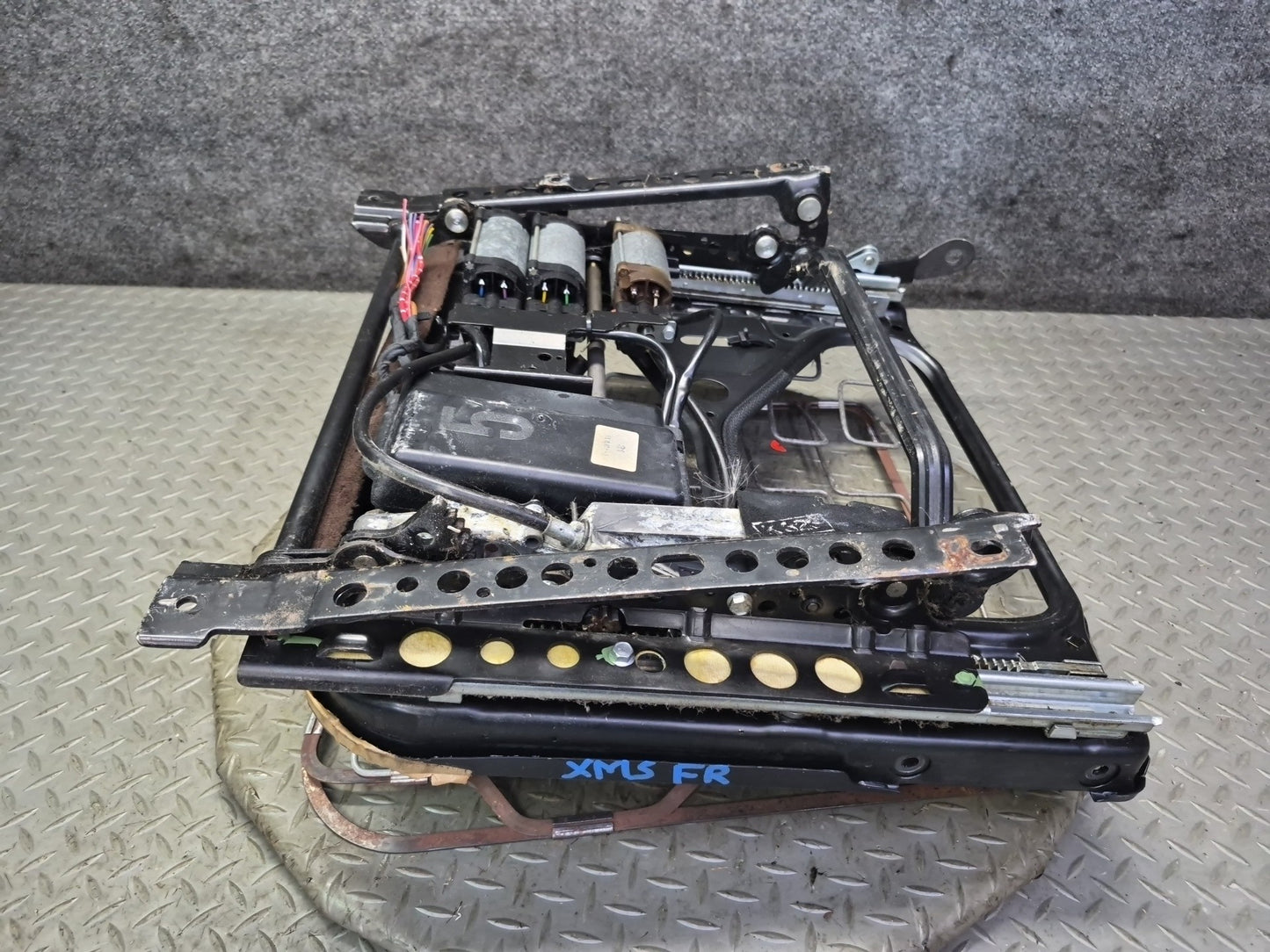 86-91 Mercedes W126 Sedan Front Right Seat Lower Frame Track Rail w Motors OEM